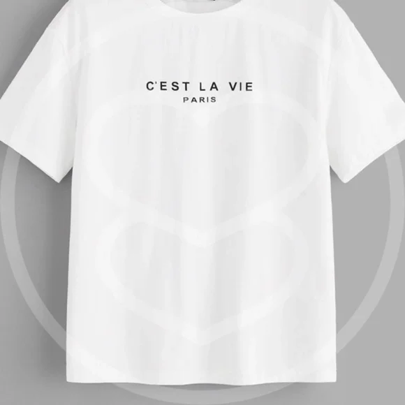 Casual White C'est La Vie graphic Top trendy Minimalist - Picture 2 of 4